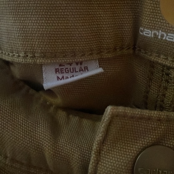 NWOT women’s Carhartt size 24W khaki pants - Picture 3 of 6